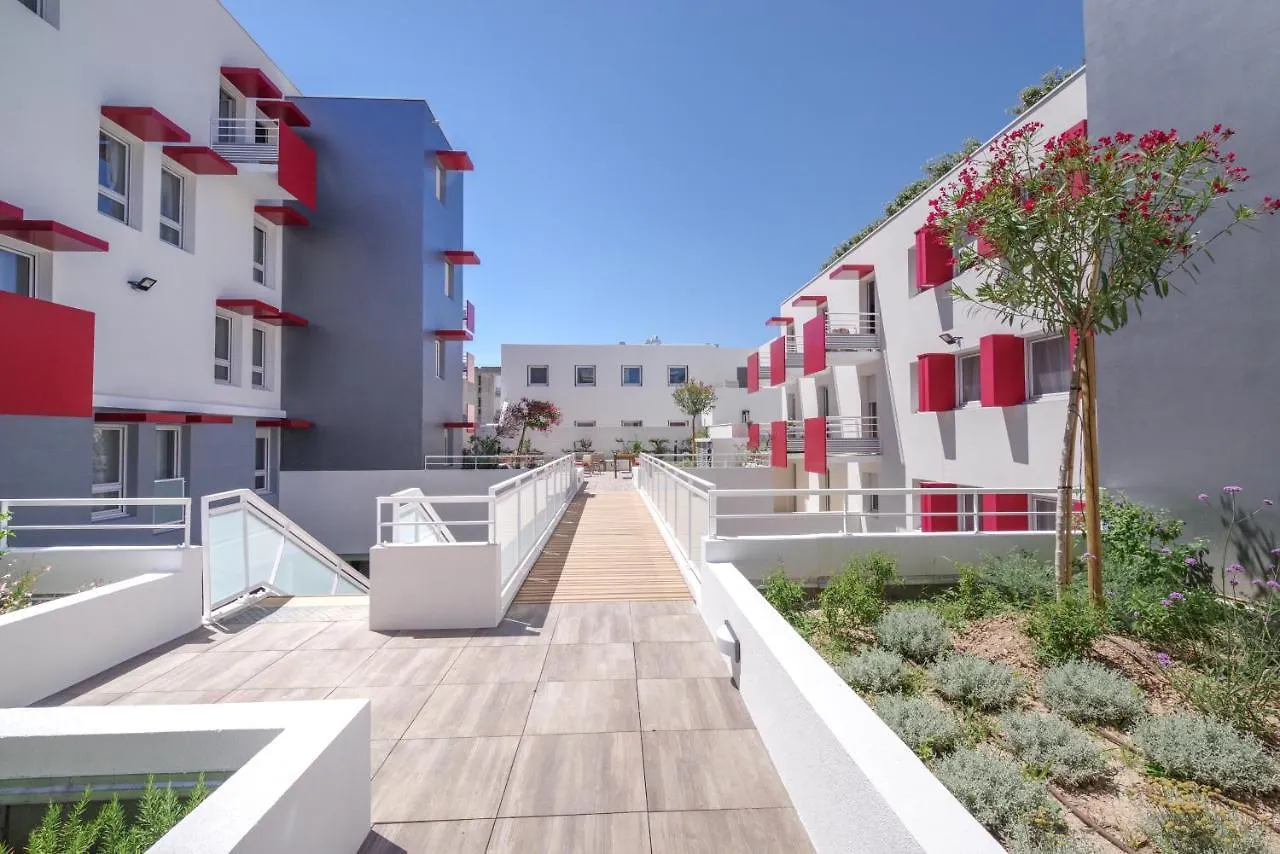 Résidence Services Séniors Les Jardins d'Arcadie Avignon 0*,  France